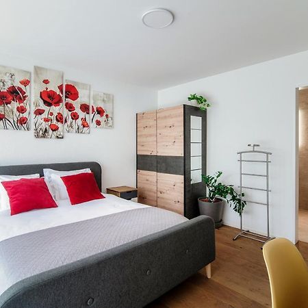 Linda Terrace By Quokka 360 - Modern One-Bedroom Flat With Sun Terrace Locarno Dış mekan fotoğraf